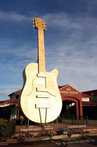 טאמוורת' Golden Guitar Motor Inn מראה חיצוני תמונה